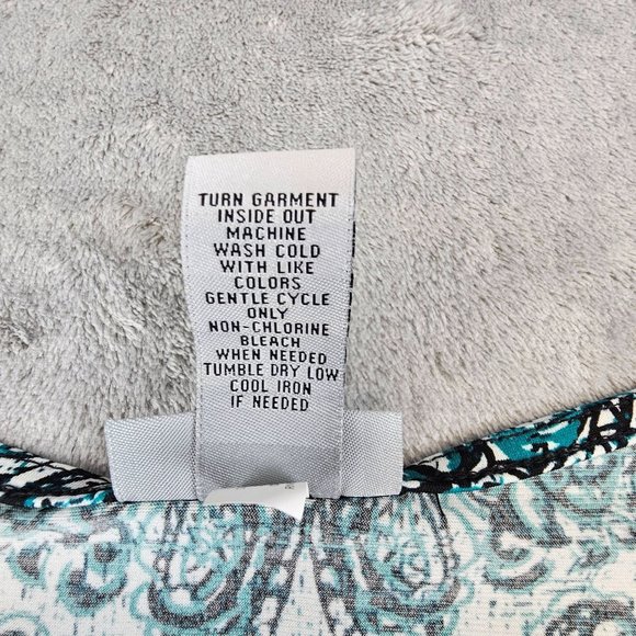 Catherines Top Women's 3X Multicolor Paisley Peek A Boo Shoulder Half Sleeve - Picture 9 of 9